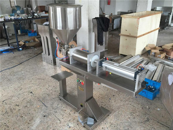 半自动单头蜂蜜灌装机