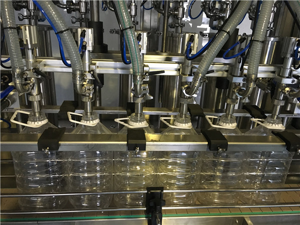 竞争厂价5L自动植物油灌装机